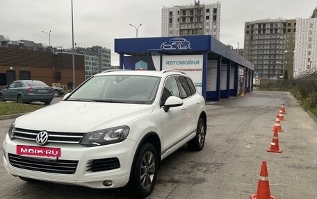 Volkswagen Touareg III, 2013 год, 2 540 000 рублей, 8 фотография