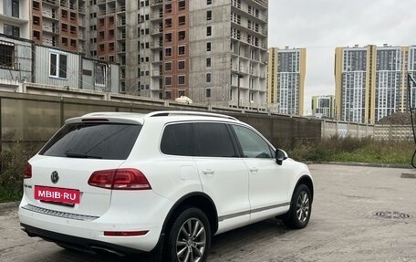 Volkswagen Touareg III, 2013 год, 2 540 000 рублей, 3 фотография