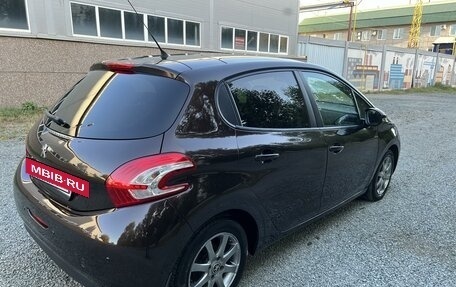 Peugeot 208 II, 2013 год, 620 000 рублей, 4 фотография