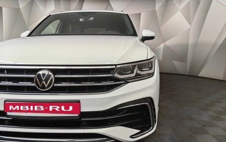 Volkswagen Tiguan II, 2021 год, 4 195 700 рублей, 19 фотография