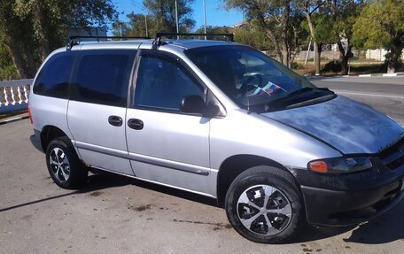 Dodge Caravan III, 2000 год, 350 000 рублей, 1 фотография