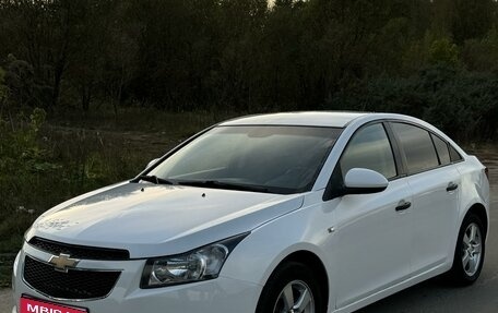 Chevrolet Cruze II, 2011 год, 660 000 рублей, 1 фотография