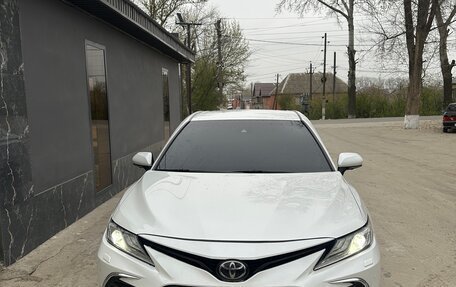 Toyota Camry, 2019 год, 2 800 000 рублей, 14 фотография