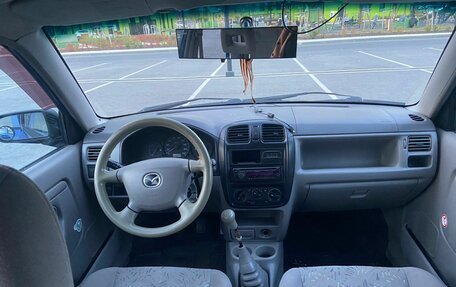 Mazda Demio III (DE), 2001 год, 199 900 рублей, 1 фотография