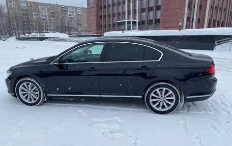 Volkswagen Passat B8 рестайлинг, 2019 год, 2 350 000 рублей, 4 фотография