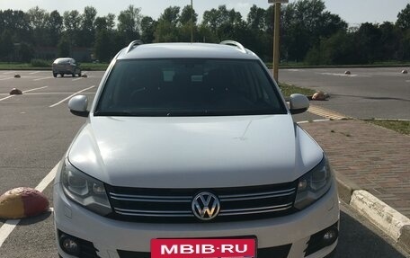 Volkswagen Tiguan I, 2016 год, 1 650 000 рублей, 2 фотография