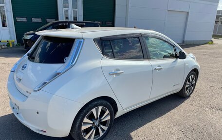 Nissan Leaf I, 2013 год, 750 000 рублей, 7 фотография