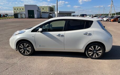 Nissan Leaf I, 2013 год, 750 000 рублей, 9 фотография