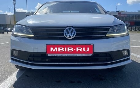 Volkswagen Jetta VI, 2017 год, 1 495 000 рублей, 1 фотография