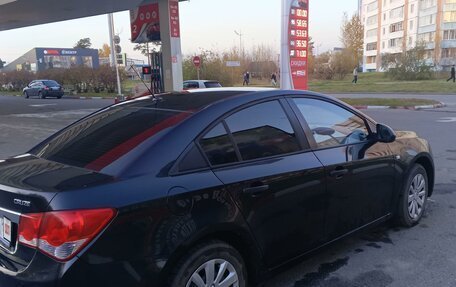 Chevrolet Cruze II, 2013 год, 950 000 рублей, 3 фотография