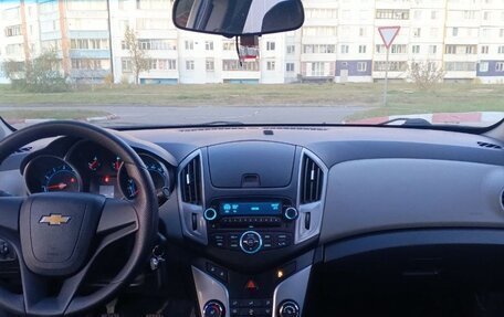 Chevrolet Cruze II, 2013 год, 950 000 рублей, 6 фотография