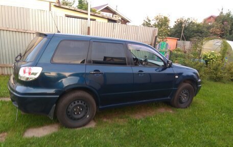 Mitsubishi Outlander III рестайлинг 3, 2004 год, 580 000 рублей, 2 фотография