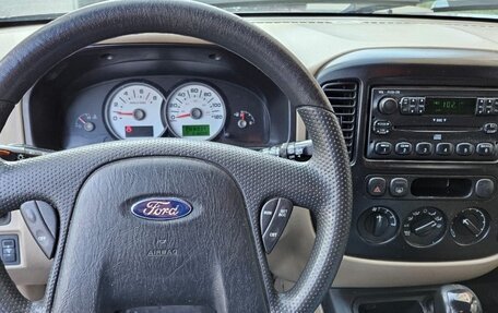 Ford Escape II, 2004 год, 490 000 рублей, 4 фотография