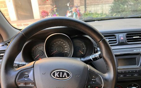 KIA Rio III рестайлинг, 2011 год, 600 000 рублей, 18 фотография