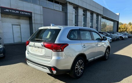 Mitsubishi Outlander III рестайлинг 3, 2019 год, 2 185 000 рублей, 5 фотография