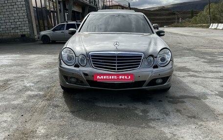 Mercedes-Benz E-Класс, 2003 год, 800 000 рублей, 3 фотография