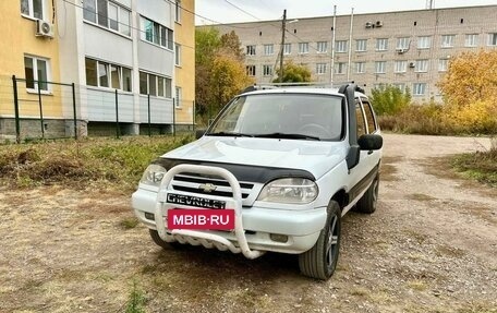 Chevrolet Niva I рестайлинг, 2004 год, 295 000 рублей, 2 фотография