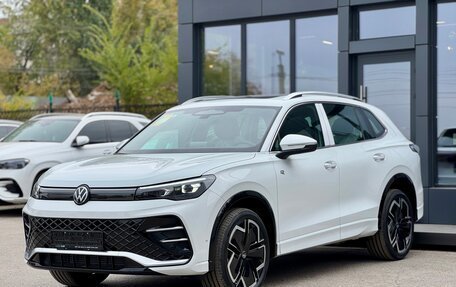 Volkswagen Tiguan, 2024 год, 6 000 000 рублей, 8 фотография