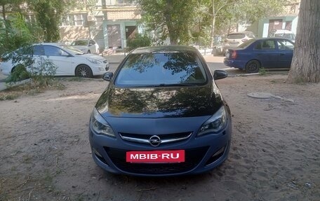 Opel Astra J, 2013 год, 650 000 рублей, 3 фотография