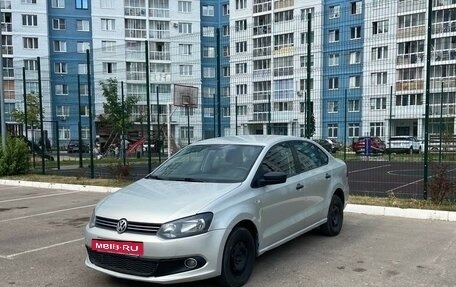 Volkswagen Polo VI (EU Market), 2010 год, 480 000 рублей, 2 фотография