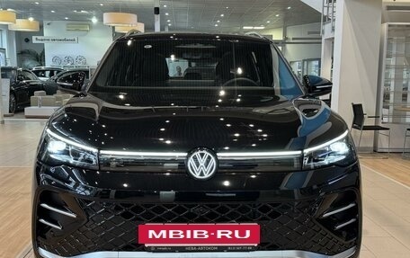 Volkswagen Tiguan II, 2024 год, 6 450 000 рублей, 3 фотография