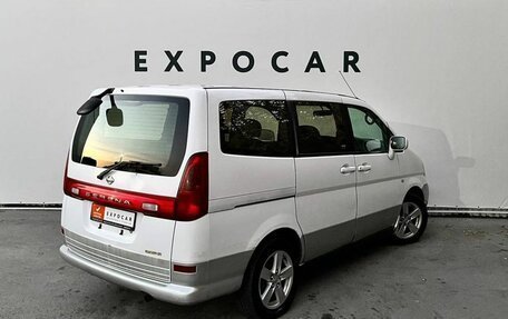 Nissan Serena II, 1999 год, 610 000 рублей, 3 фотография