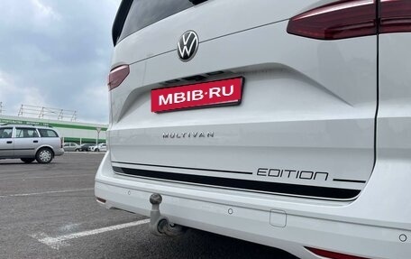 Volkswagen Multivan, 2022 год, 6 400 000 рублей, 6 фотография