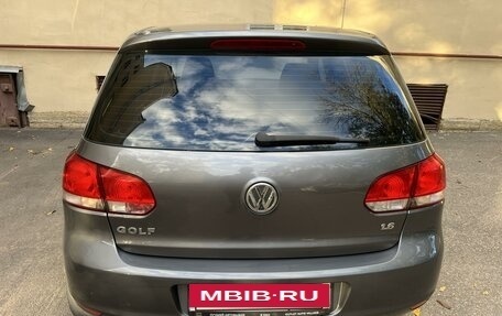 Volkswagen Golf VI, 2011 год, 800 000 рублей, 6 фотография