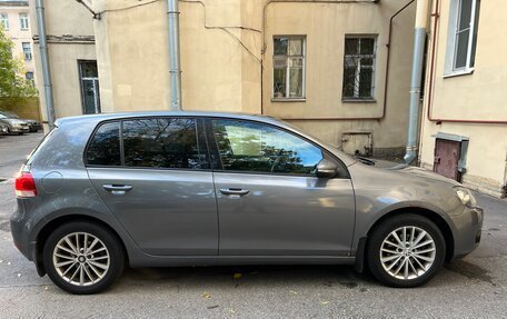 Volkswagen Golf VI, 2011 год, 800 000 рублей, 8 фотография