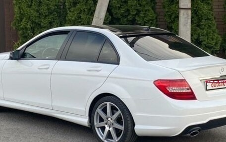 Mercedes-Benz C-Класс, 2013 год, 2 200 000 рублей, 1 фотография