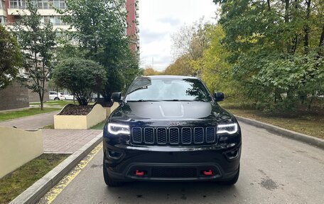 Jeep Grand Cherokee, 2019 год, 4 400 000 рублей, 5 фотография