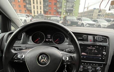 Volkswagen Golf VII, 2018 год, 1 950 000 рублей, 7 фотография