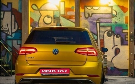 Volkswagen Golf VII, 2018 год, 1 950 000 рублей, 16 фотография