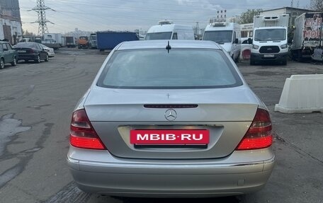 Mercedes-Benz E-Класс, 2002 год, 850 000 рублей, 2 фотография