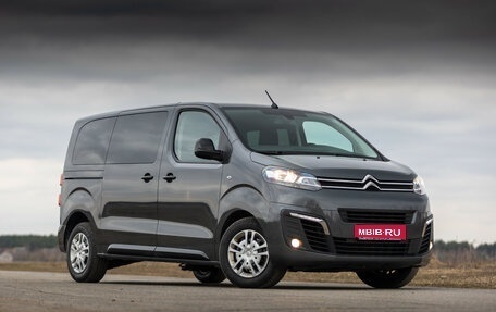 Citroen SpaceTourer I, 2018 год, 2 990 000 рублей, 1 фотография