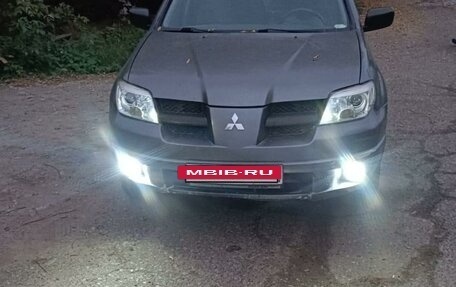 Mitsubishi Outlander III рестайлинг 3, 2008 год, 600 000 рублей, 7 фотография