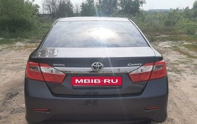 Toyota Camry, 2014 год, 2 300 000 рублей, 1 фотография