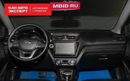 KIA Rio III рестайлинг, 2013 год, 900 000 рублей, 7 фотография