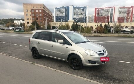 Opel Zafira B, 2010 год, 790 000 рублей, 3 фотография