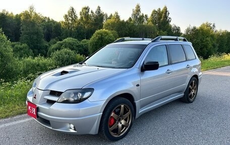 Mitsubishi Outlander III рестайлинг 3, 2002 год, 1 400 000 рублей, 1 фотография