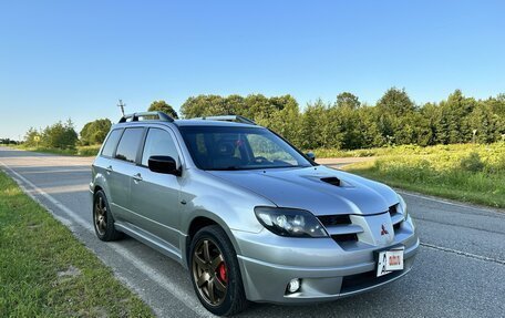 Mitsubishi Outlander III рестайлинг 3, 2002 год, 1 400 000 рублей, 2 фотография