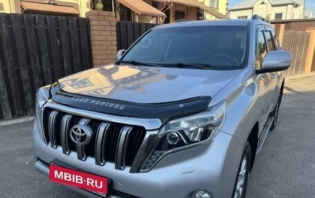 Toyota Land Cruiser Prado 150 рестайлинг 2, 2013 год, 3 349 000 рублей, 15 фотография