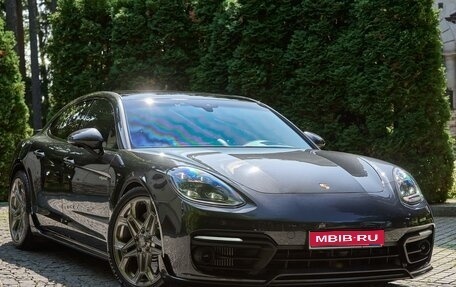 Porsche Panamera II рестайлинг, 2020 год, 17 000 000 рублей, 1 фотография