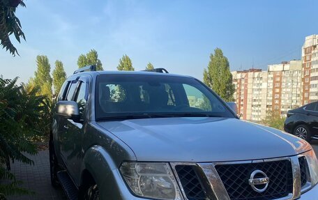 Nissan Pathfinder, 2012 год, 1 100 000 рублей, 1 фотография