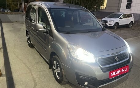 Peugeot Partner II рестайлинг 2, 2016 год, 1 275 000 рублей, 1 фотография