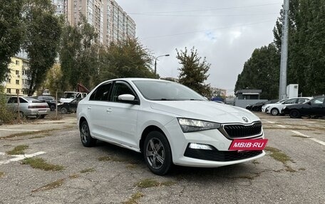 Skoda Rapid II, 2020 год, 990 000 рублей, 4 фотография