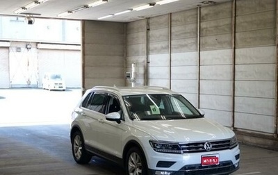 Volkswagen Tiguan II, 2017 год, 1 990 000 рублей, 1 фотография