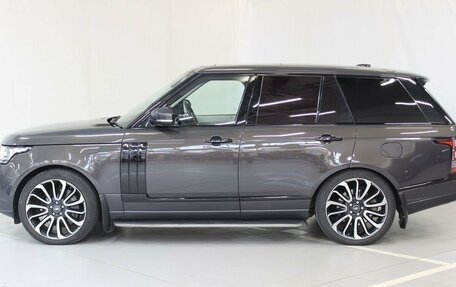 Land Rover Range Rover IV рестайлинг, 2015 год, 3 890 000 рублей, 8 фотография