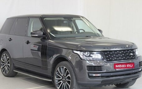 Land Rover Range Rover IV рестайлинг, 2015 год, 3 890 000 рублей, 3 фотография