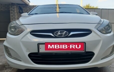 Hyundai Solaris II рестайлинг, 2013 год, 750 000 рублей, 13 фотография